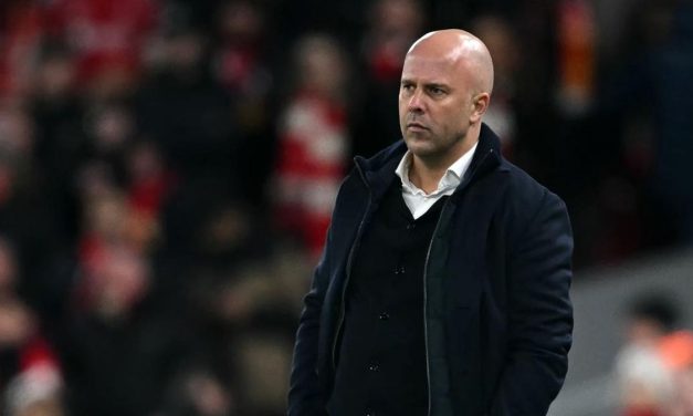 Arne Slot Tampak Frustasi Akibat Kebobolan Di Menit Akhir