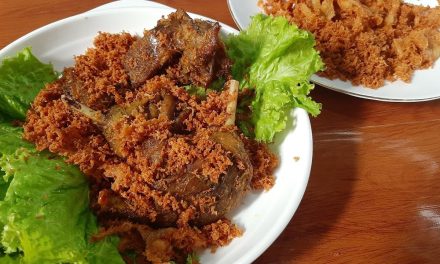 Bebek Krispi, Kuliner Gurih Renyah Semakin Di Gemari