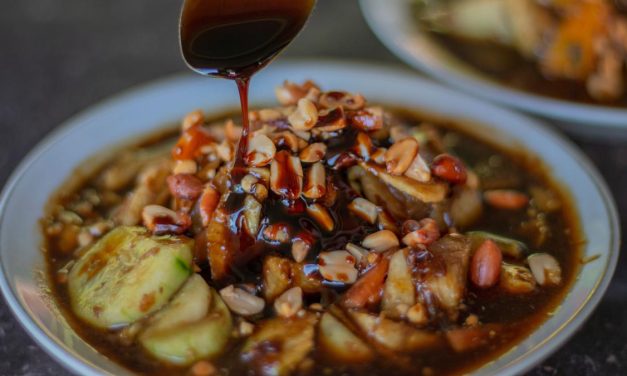 Rujak Aceh Rasa Pedas, Asam, Dan Gurih Khas Serambi Mekkah