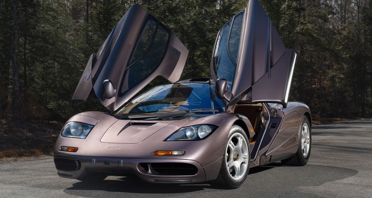 Mobil McLaren F1 Terkenal Desain Unik Dan Pintu Gullwing