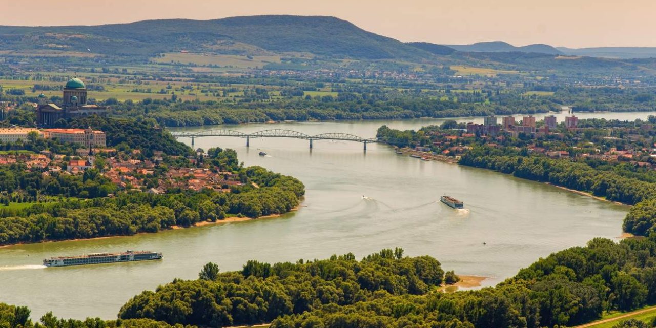 Destinasi Danube Bend Menciptakan Pemandangan Spektakuler