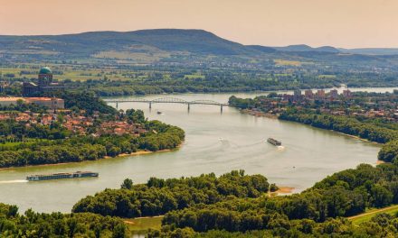 Destinasi Danube Bend Menciptakan Pemandangan Spektakuler