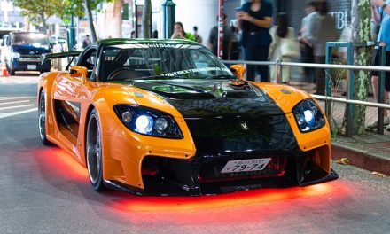 Mazda RX7 Legenda Sportscar Jepang