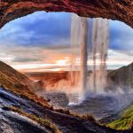 Air Terjun Seljalandsfoss Pesona Indahnya Yang Luar Biasa