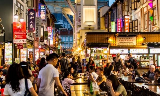 Pasar Jajanan Singapura Yang Terkenal Dengan Kulinernya