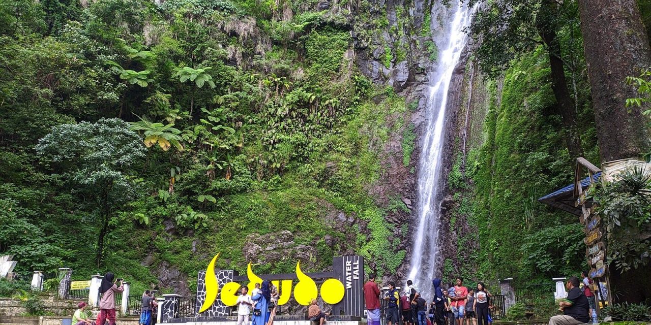 Air Terjun Sedudo, Keindahan Alam Dan Legenda Dari Nganjuk