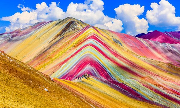 Gunung Vinicunca, Gunung Pelangi Yang Unik Di Dunia