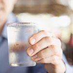 Minum Air Dingin Katanya Bisa Bikin Gendut, Fakta Atau Mitos?