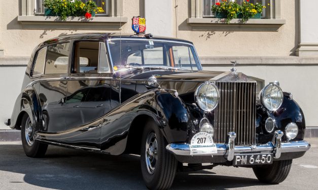 RollsRoyce Phantom IV, Mobil Mewah Dan Paling Eksklusif