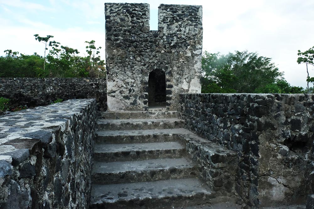 Sejarah Benteng Torre