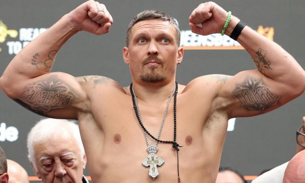 Oleksandr Usyk Harumkan Ukraina Di Panggung Internasional