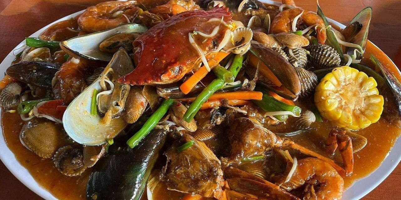 Kelezatan Seafood Menikmati Hidangan Laut Yang Memikat