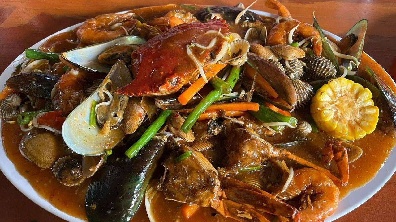 Kelezatan Seafood