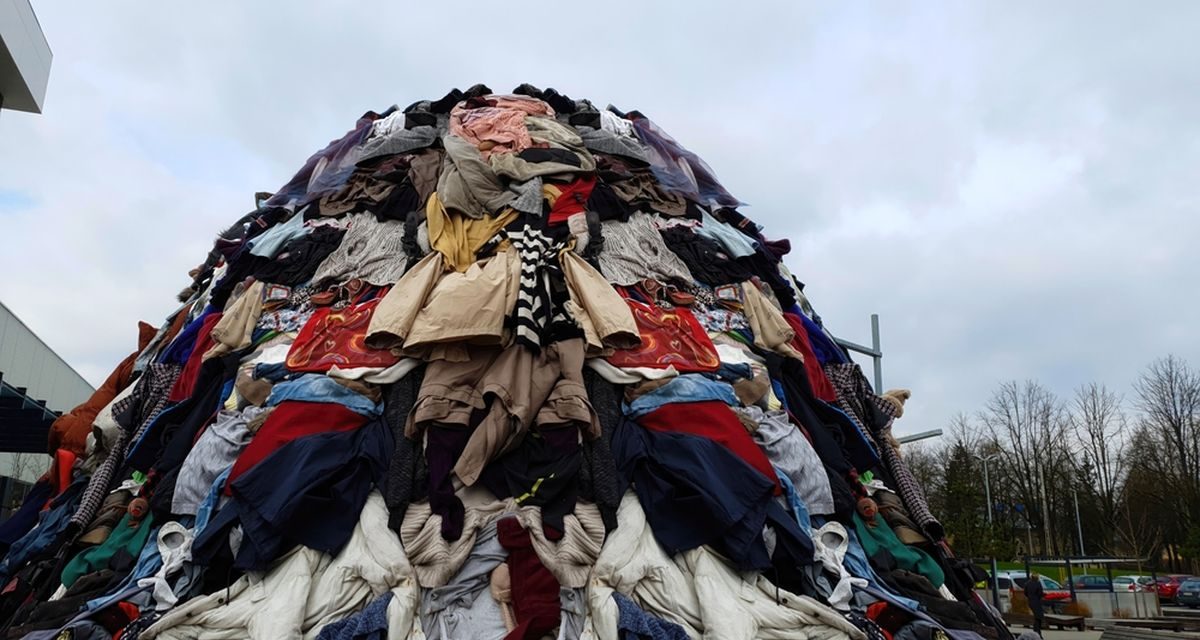 Ketahui Fast Fashion Serta Dampak Negatifnya
