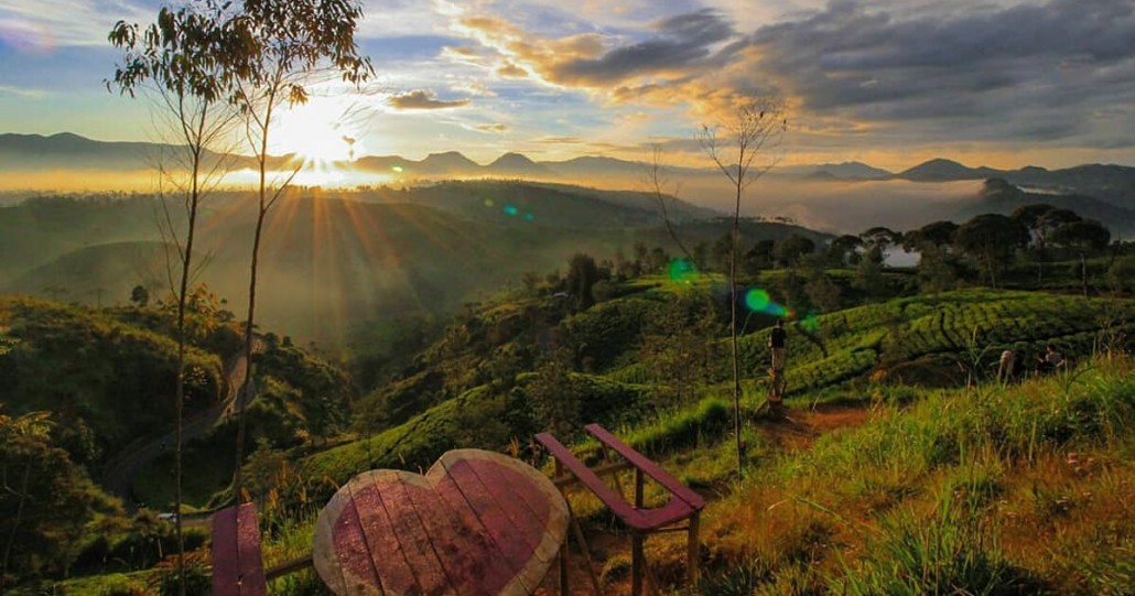Tempat Terbaik Menikmati Matahari Terbit Di Jawa Barat
